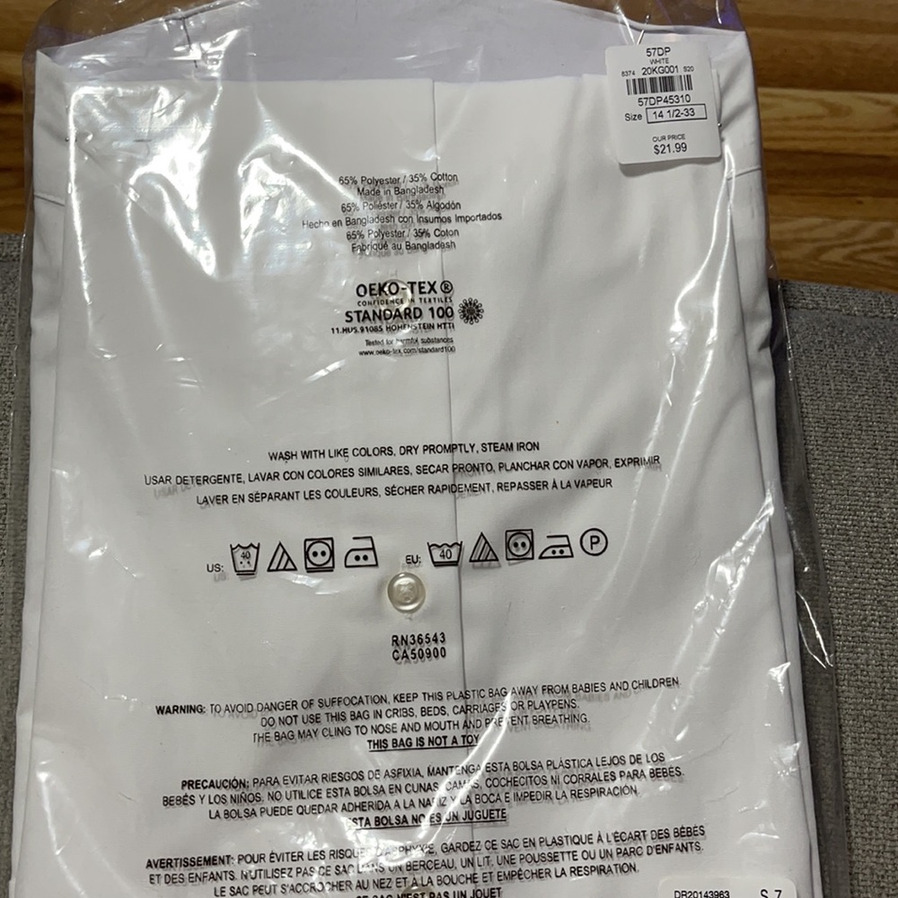 Button down - Picture 4 of 4